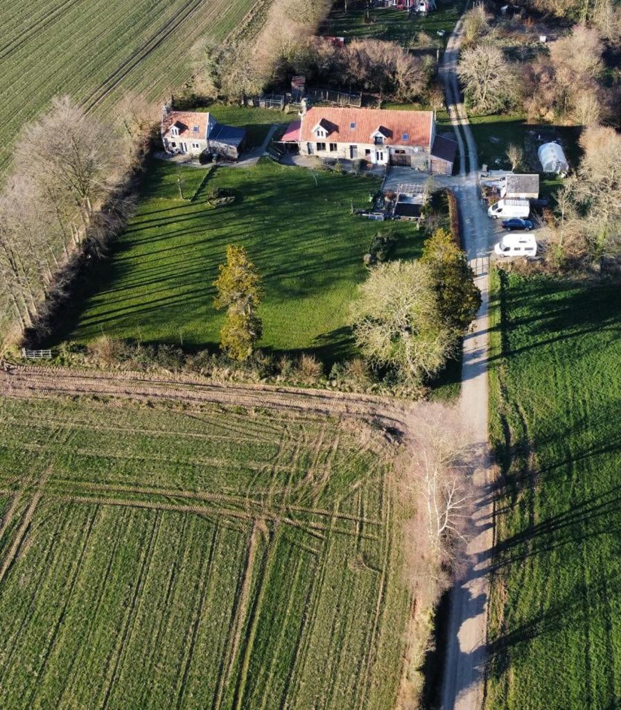 Bed and Breakfast Ferme De Noyes Sourdeval Exteriér fotografie